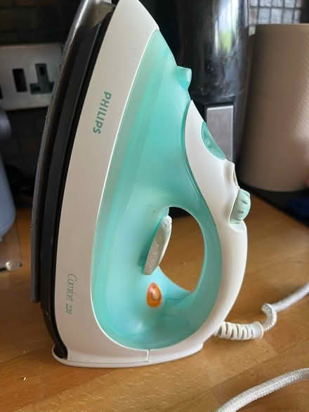 Photo of free Iron and ironing board (EN5) #1