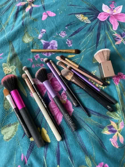 Photo of free Make up brushes (Allerton L18) #1