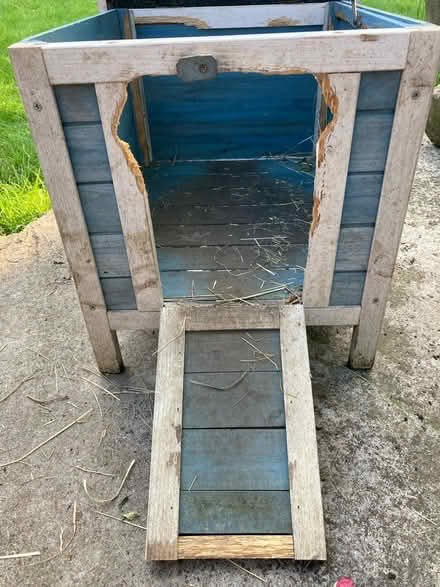 Photo of free Small Rabbit House (Bath BA2) #3