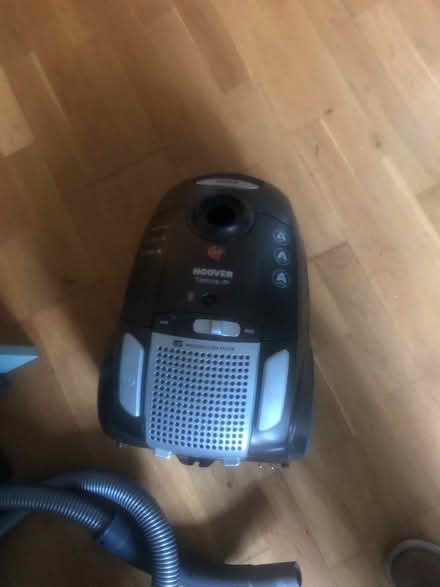Photo of free Hoover Vacuum cleaner (Battersea SW11) #1