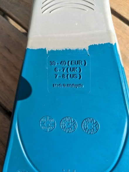Photo of free Swimming float and fins (Burnham SL1) #4