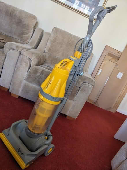 Photo of free Dyson DC07 Hoover (Spares or Repair) (Bramcote Hills NG9) #3