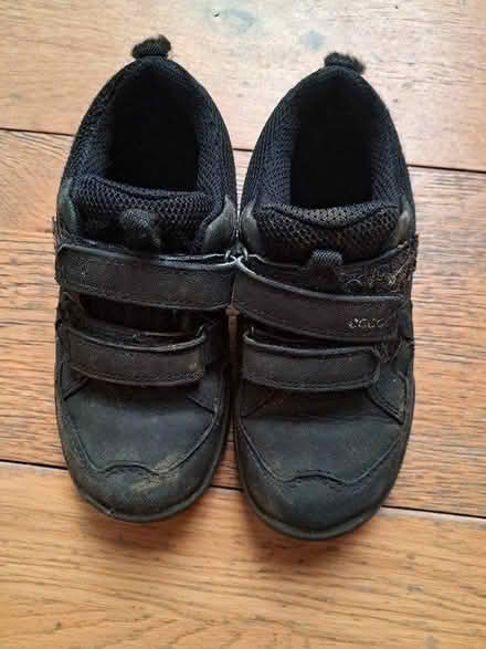 Photo of free Children's shoes, size 10, 10.5, 11 (OX25, Weston on the green) #3