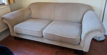 Photo of free Sofa 3 seater (Hurst Golf Course RG41) #1