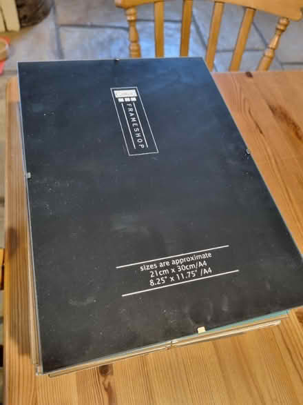 Photo of free A4 Glass clip frames (Burwell OX28) #1