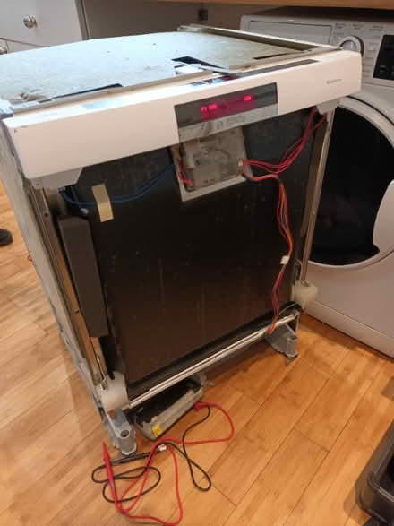 Photo of free faulty bosch dishwasher (Catford South SE12) #2