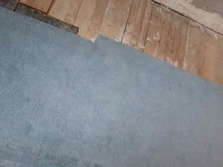 Photo of free Blue bedroom carpet (St Margarets TW1) #2