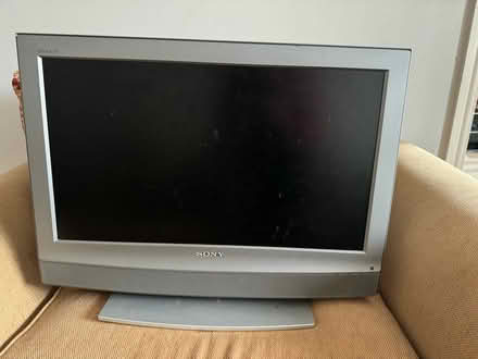 Photo of free Sony tv (BS13) #1