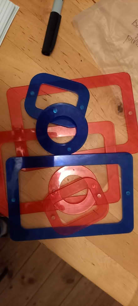 Photo of free Magnetic picture frames (Tooting SW17) #2