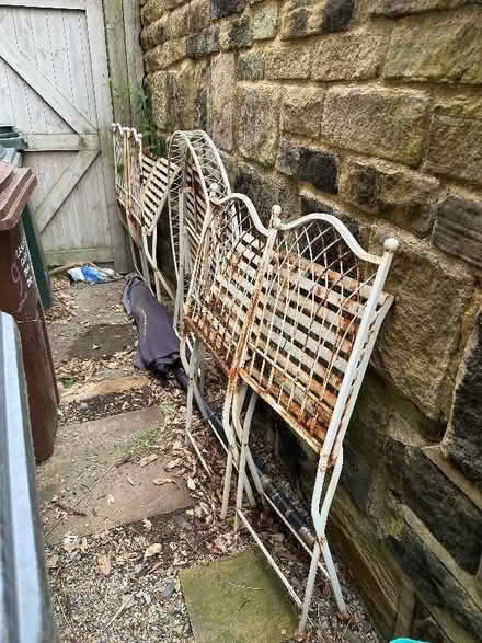 Photo of free Garden table and chairs (Saltaire BD18) #2
