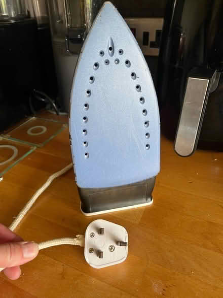Photo of free Iron and ironing board (EN5) #3