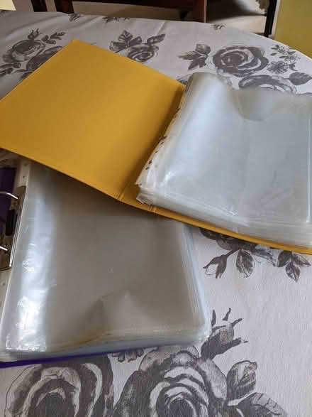 Photo of free Ring binders (Throop) #1