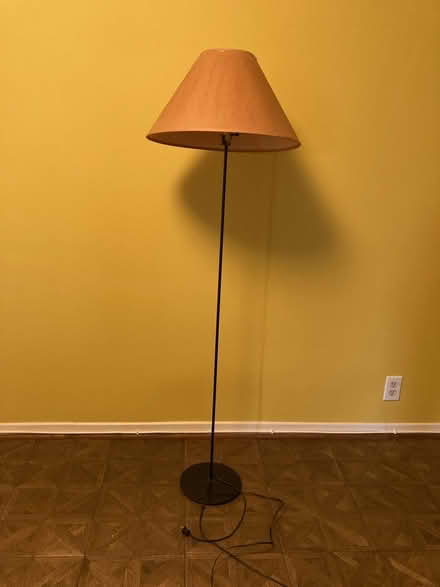 Photo of free Lamp (Hollywood) #1