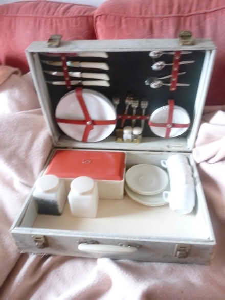 Photo of free Picnic Basket (Emsworth PO10) #1