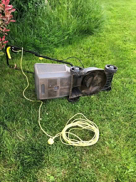 Photo of free Electric lawnmower (Barnards Green, WR14) #4