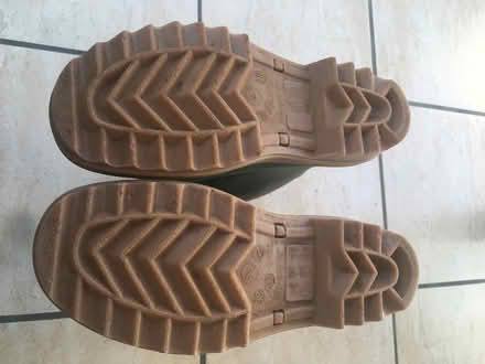 Photo of free green wellingtons (didcot) #2