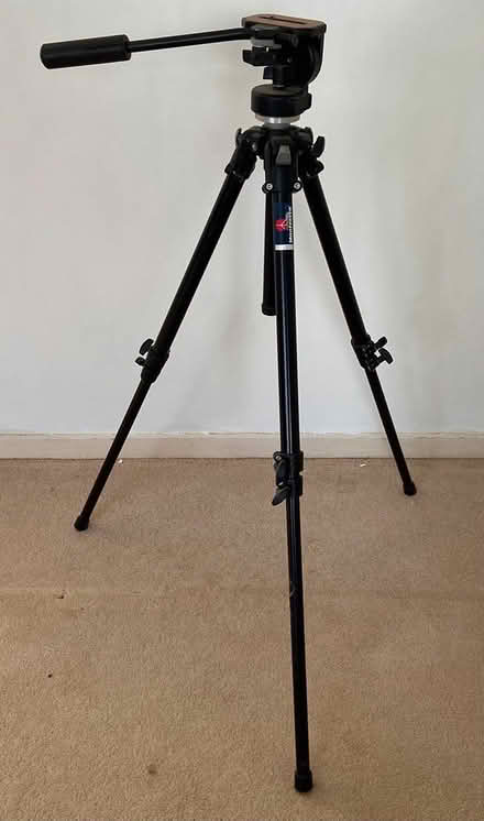 Photo of free Camera stand (CT21) #1