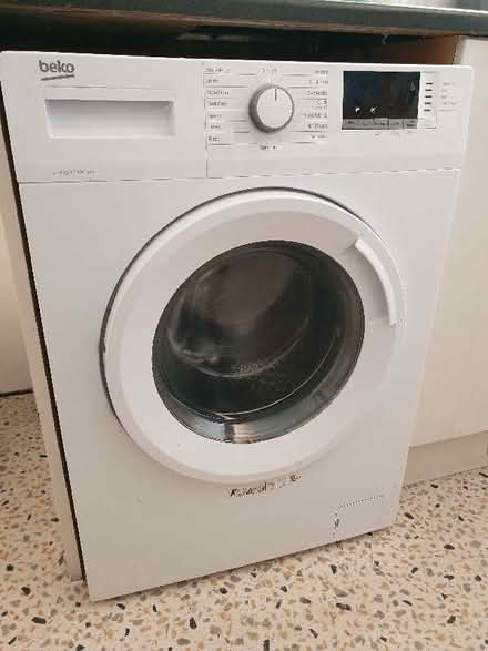 Photo of free Beko 9kg washing machine - Spares or Repair (Newtown SY16) #1