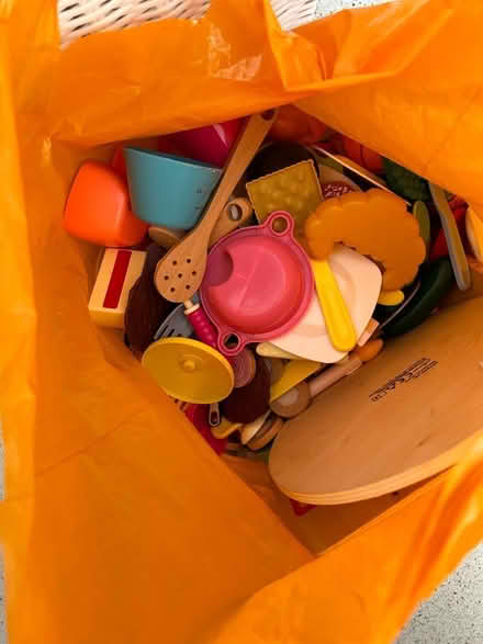 Photo of free Children’s kitchen and accessories (TN38) #2