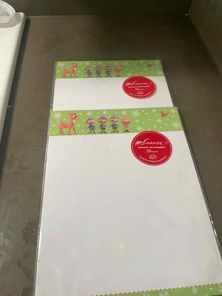 Photo of free Holiday stationary (Between Chillum and Riggs Road) #2