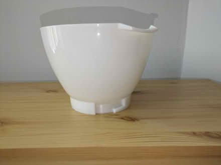 Photo of free Large plastic mixing bowl (Mossley Hill L18) #2