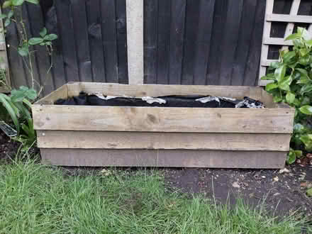 Photo of free Wooden planter (RG6) #1