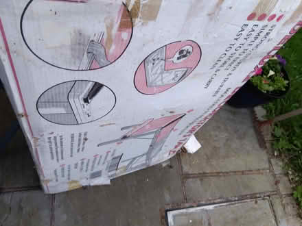 Photo of free Wallpaper pasting table (Holmes Chapel CW4) #1