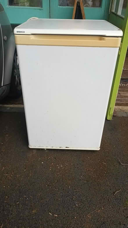 Photo of free Fridge (Kinver DY7) #1