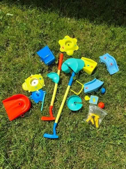 Photo of free Kids Crazy Golf Set (Penge BR3) #1