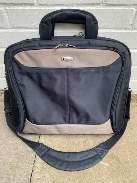 Photo of free Large laptop bag (Caversfield OX27) #1