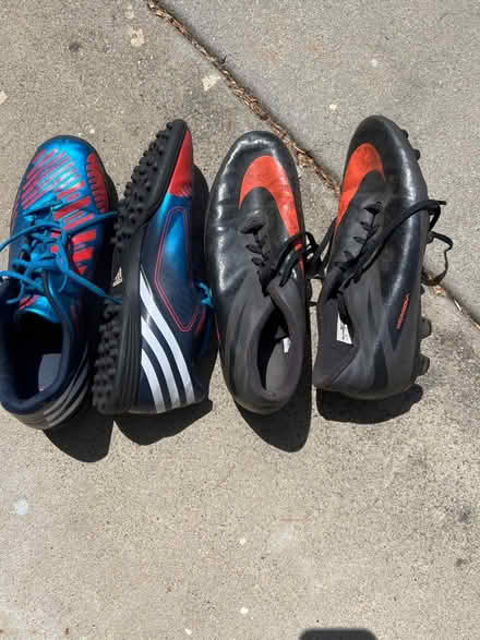 Photo of free Soccer cleats (Derbyshire Dr & Robindell Way) #1