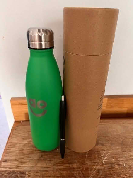 Photo of free Reusable water bottle (green, metal) (New Hinksey OX1) #1