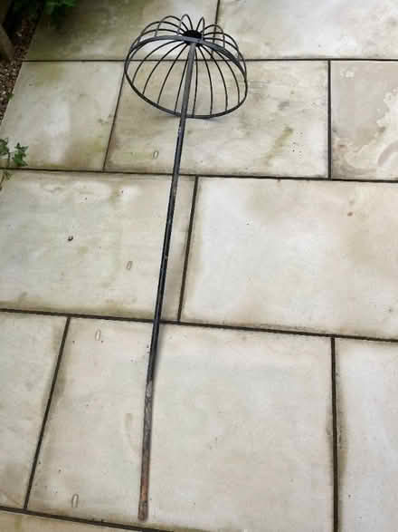 Photo of free This thing for the garden (Boughton Vale CV23) #1