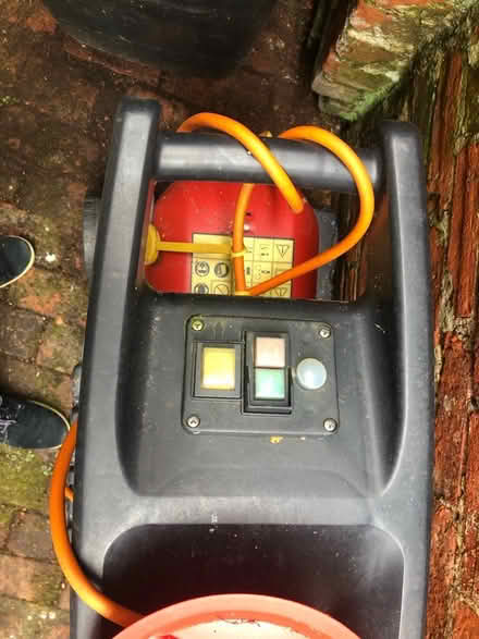 Photo of free Sovereign Garden Shredder (High Street Wells BA5) #2