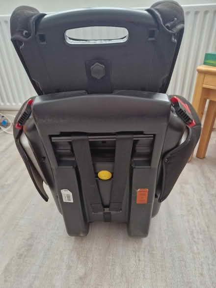 Photo of free Child's car seat (EN1) #3
