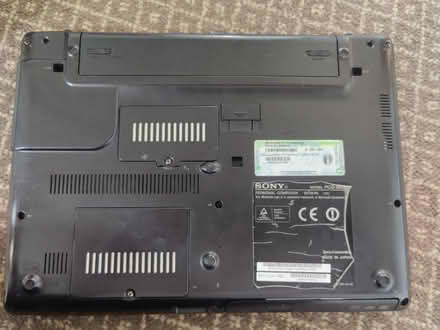 Photo of free Sony Vaio - only runs Windows XP (Finchley N3) #3