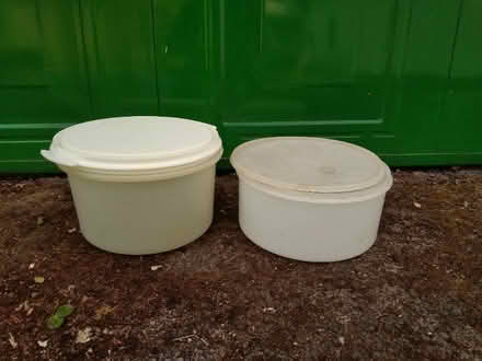 Photo of free Plastic Circular Containers with lids (Moorhouse CA5) #2