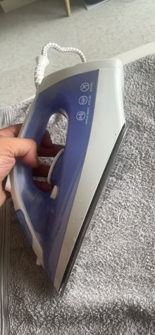 Photo of free ASDA iron (Stepney E1) #2