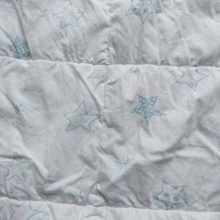 Photo of free Summer toddler quilt (NW2) #2