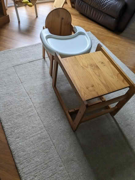 Photo of free High chair (Kingswood) #4