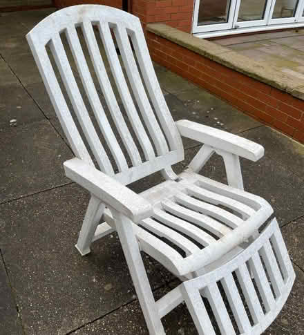 Photo of free 2 external plastic relaxing chairs; multifunctional (Scunthorpe DN15) #4