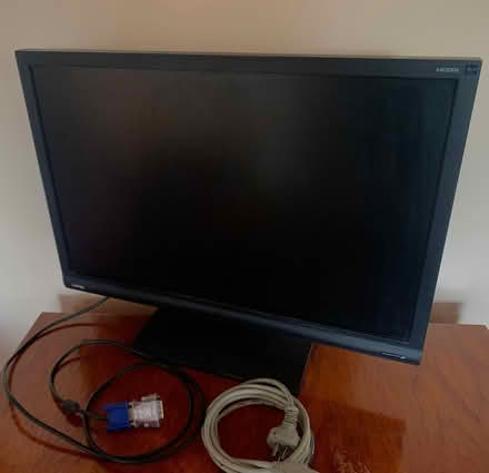 Photo of free computer monitor (Bateau bay) #1