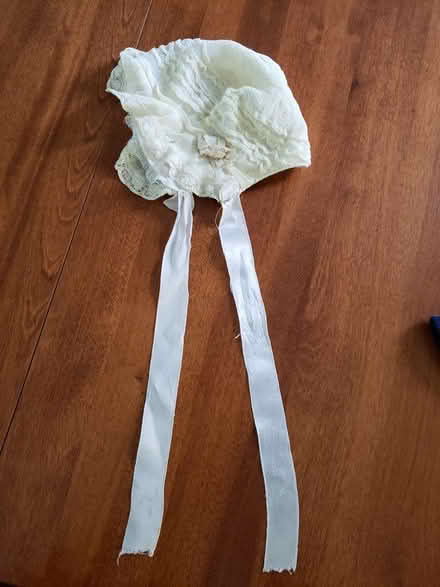 Photo of free very old baby (or doll) bonnet (Greektown) #1