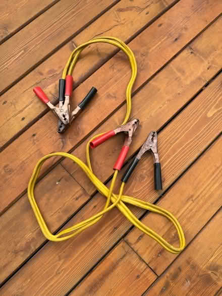 Photo of free Jumper cable for ca Mr battery (Mississauga/ Streetsville) #1