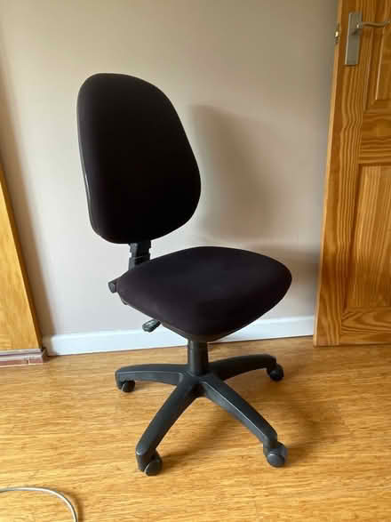 Photo of free Black office chair (Chalfont st peter) #1