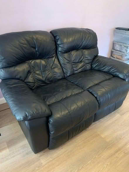 Photo of free Leather 2 Seater Recliner Settee (CT5) #3
