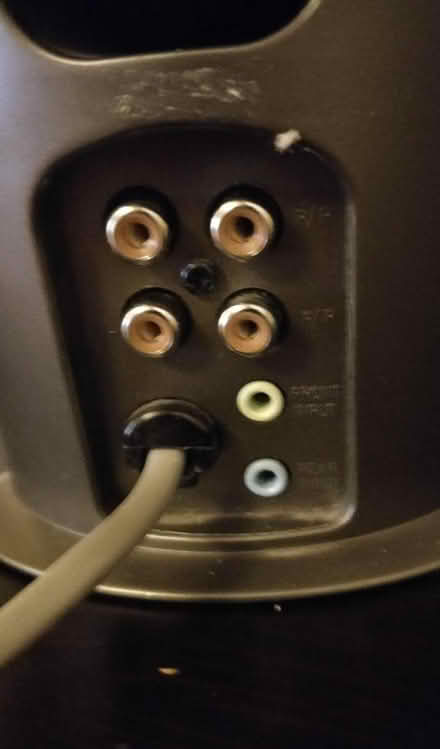 Photo of free Sound surround system 4+1 (Stockwell SW9) #3