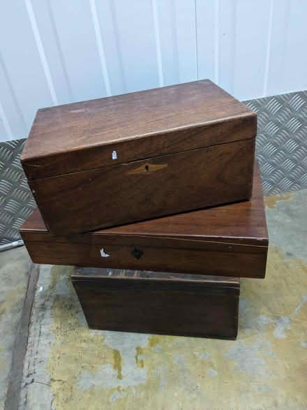 Photo of free Vintage wooden boxes (SO18) #1