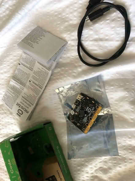 Photo of free BBC Microbit Go Bundle (ratho EH28) #2