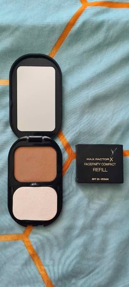 Photo of free Max Factor foundation with refill (S11 Banner Cross) #1